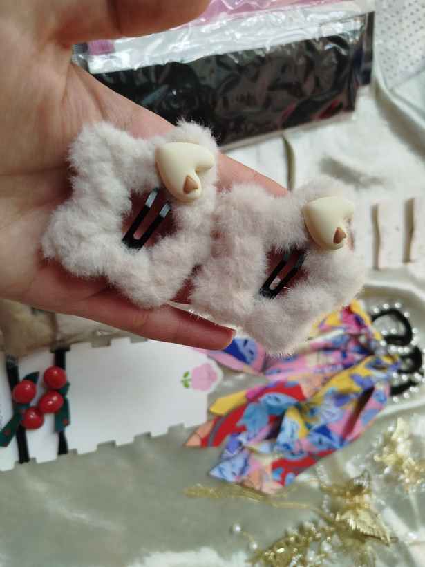 گیره سر ستاره ای خزدار پیکسلی - عکس 2